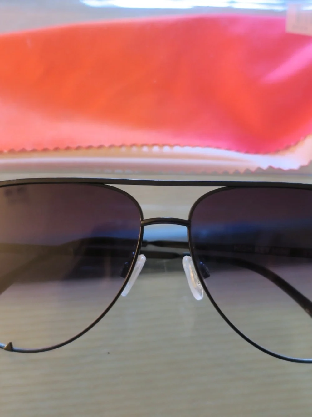 Quay High Key Mini - Picture 2 of 11